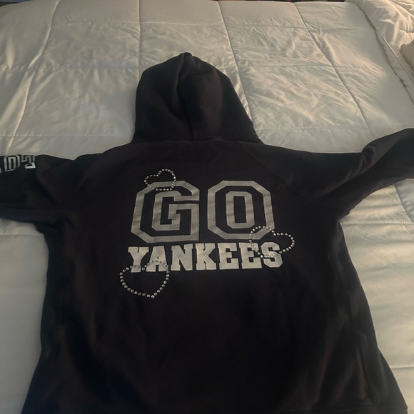Victoria Secret “Pink” New York Yankees Hoodie - Picture 4 of 8